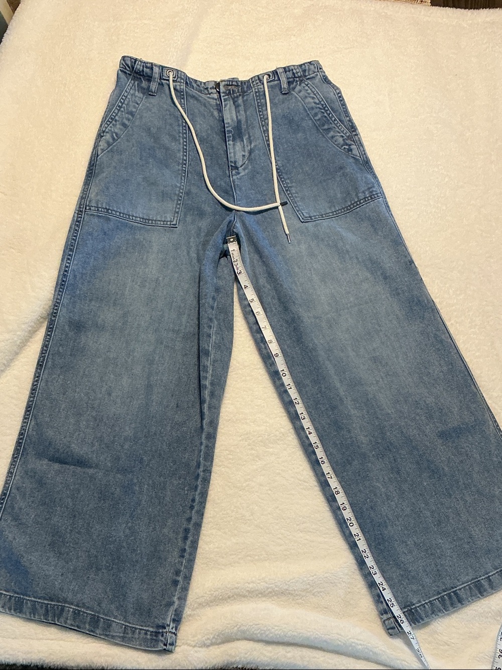 Wide-Leg Denim Jeans with Drawstring Waist — Light Blue
